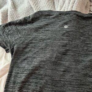 Lululemon swiftly tec shirt